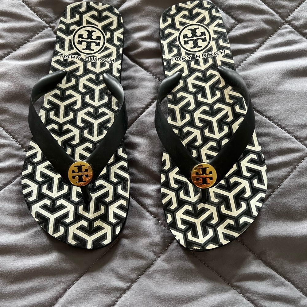 Tory Burch  Flip Flops